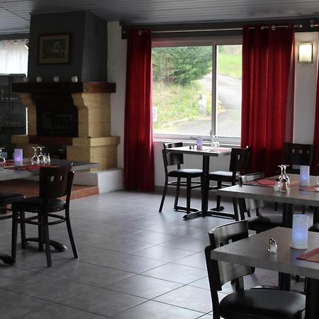 מלון מוסאק Logis Des Cretes De Pignols מראה חיצוני תמונה