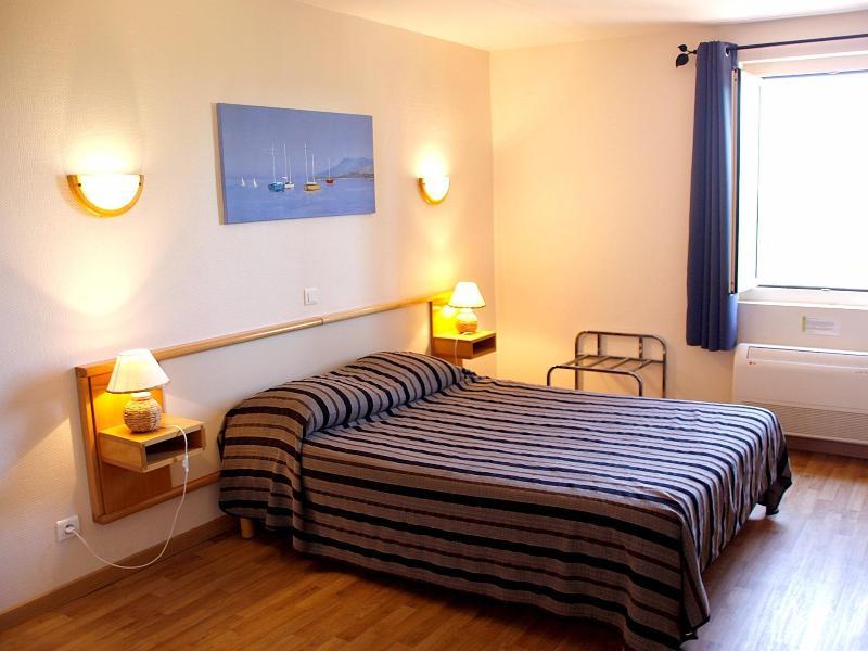 מלון מוסאק Logis Des Cretes De Pignols מראה חיצוני תמונה